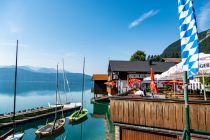 Das "Cafe am See" am Walchensee mit dem Bootsverleih. • © skiwelt.de - Christian Schön